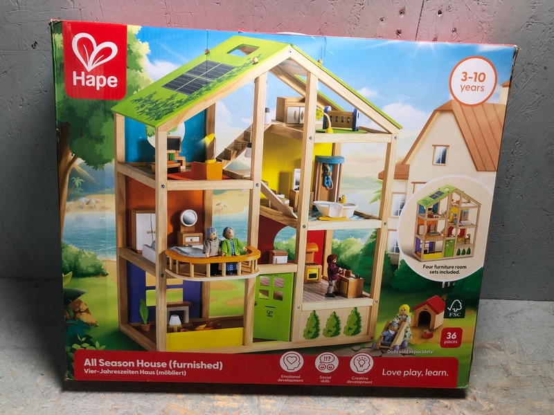 Lot 54  
            Nottingham SR6 - Delivery Or Collection 

                
HAPE ALL SEASON PLAY HOUSE