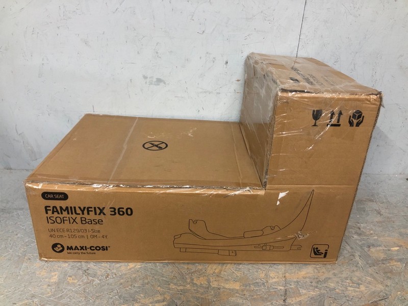 Lot 71  
            Nottingham SR6 - Delivery Or Collection 

                
MAXI-COSI FAMILYFIX 360 ISOFIX BASE ORIGINAL RRP: £199.99