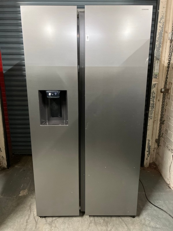 Lot 99  
            Nottingham SR6 - Delivery Or Collection 

                
SAMSUNG SERIES 6 SPACEMAX AMERICAN FRIDGE FREEZER MODEL: RS70F65KET ORIGINAL RRP:...