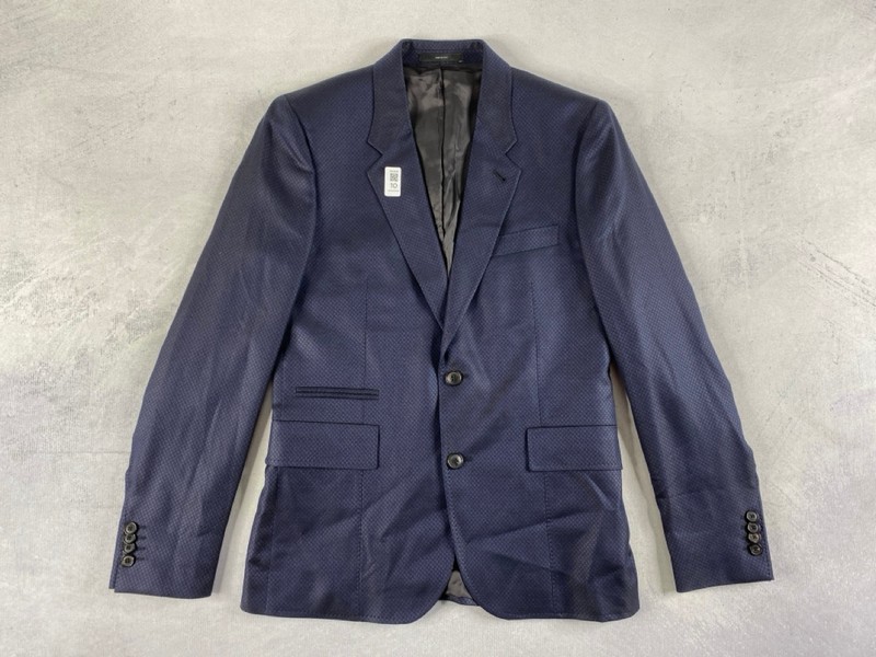 Lot 10  
            Nottingham Prem - Delivery Only 

                
PAUL SMITH MENS BUTTON JACKET.SIZE 38