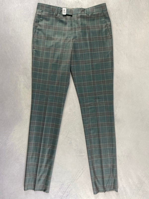 Lot 120  
            Nottingham Prem - Delivery Only 

                
PAUL SMITH MENS TROUSER. SIZE 38/6R MADE FROM 100% WOOL