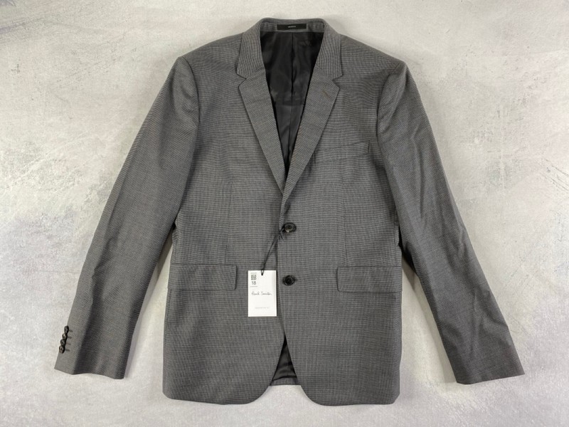 Lot 18  
            Nottingham Prem - Delivery Only 

                
PAUL SMITH MENS BUTTON JACKET.SIZE 38/48R