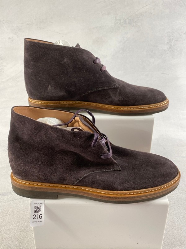 Lot 216  
            Nottingham Prem - Delivery Only 

                
PAUL SMITH MENS SHOES IN BROWN SIZE 8