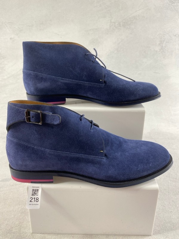 Lot 218  
            Nottingham Prem - Delivery Only 

                
PAUL SMITH MENS SHOES IN BLUE SIZE 8