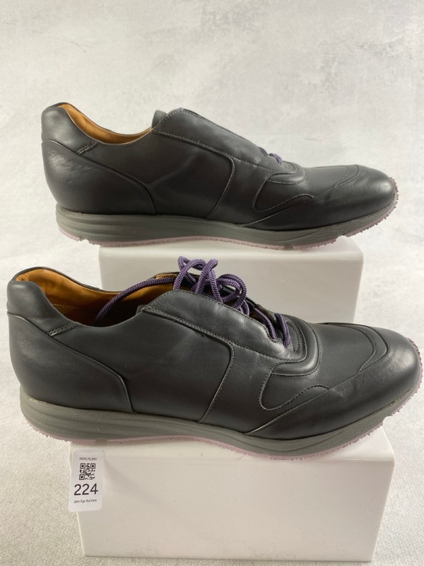 Lot 224  
            Nottingham Prem - Delivery Only 

                
PAUL SMITH MENS SHOES SIZE 8