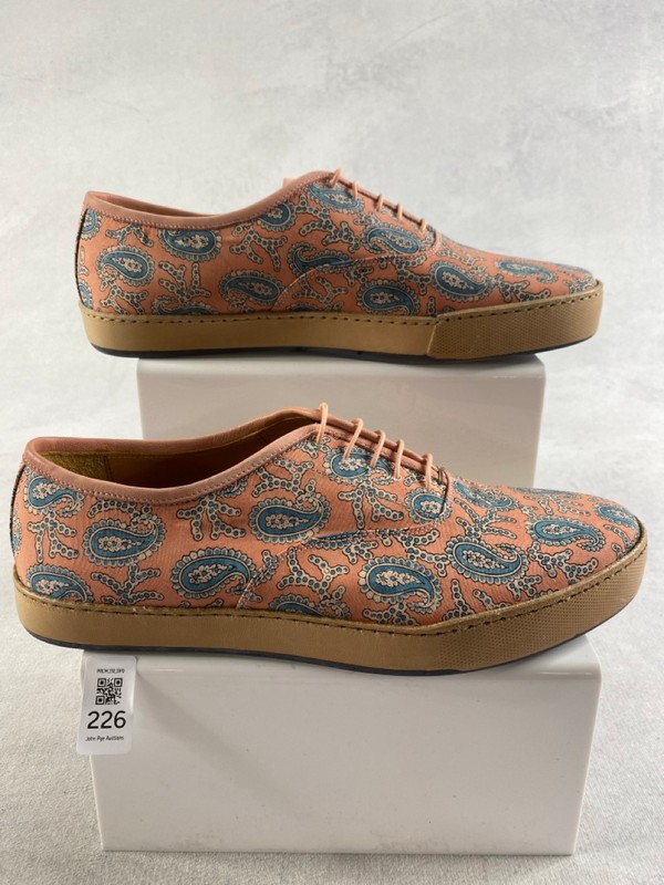 Lot 226  
            Nottingham Prem - Delivery Only 

                
PAUL SMITH MENS SHOES SIZE 8