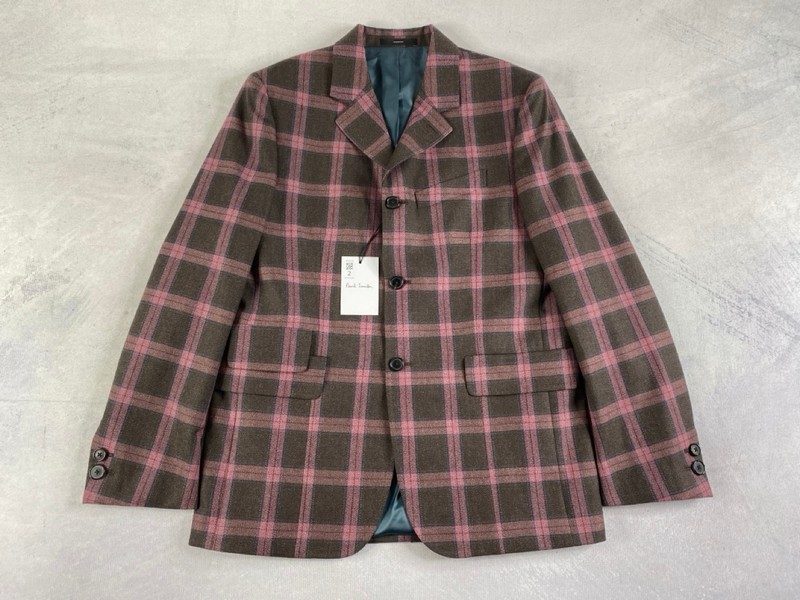 Lot 2  
            Nottingham Prem - Delivery Only 

                
PAUL SMITH MENS BUTTON JACKET.SIZE 38 MADE FROM 100% WOOL