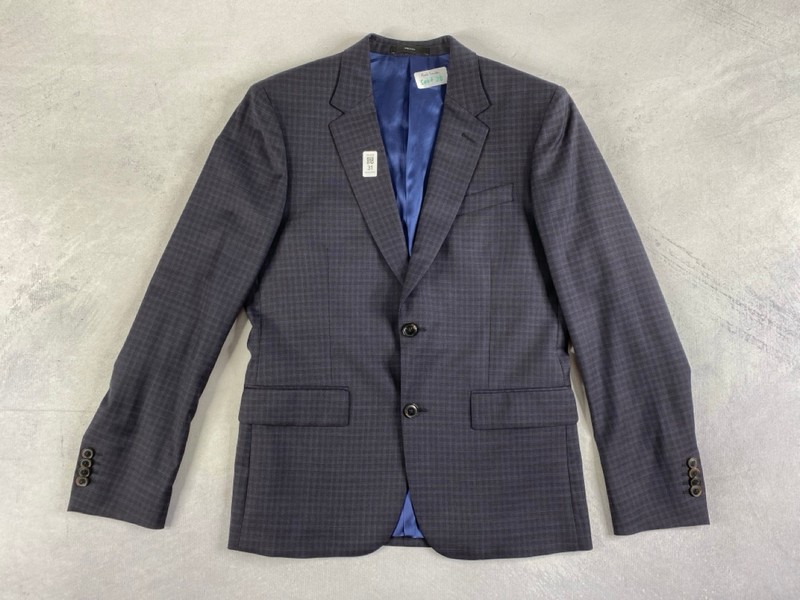 Lot 31  
            Nottingham Prem - Delivery Only 

                
PAUL SMITH MENS BUTTON JACKET.SIZE 38R/48R