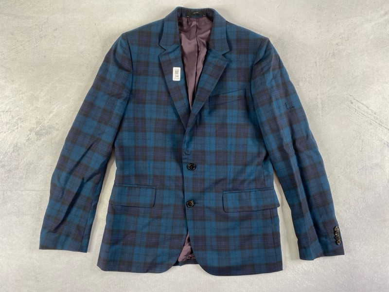Lot 34  
            Nottingham Prem - Delivery Only 

                
PAUL SMITH MENS BUTTON JACKET.SIZE 38/6R MADE FROM 100% WOOL
