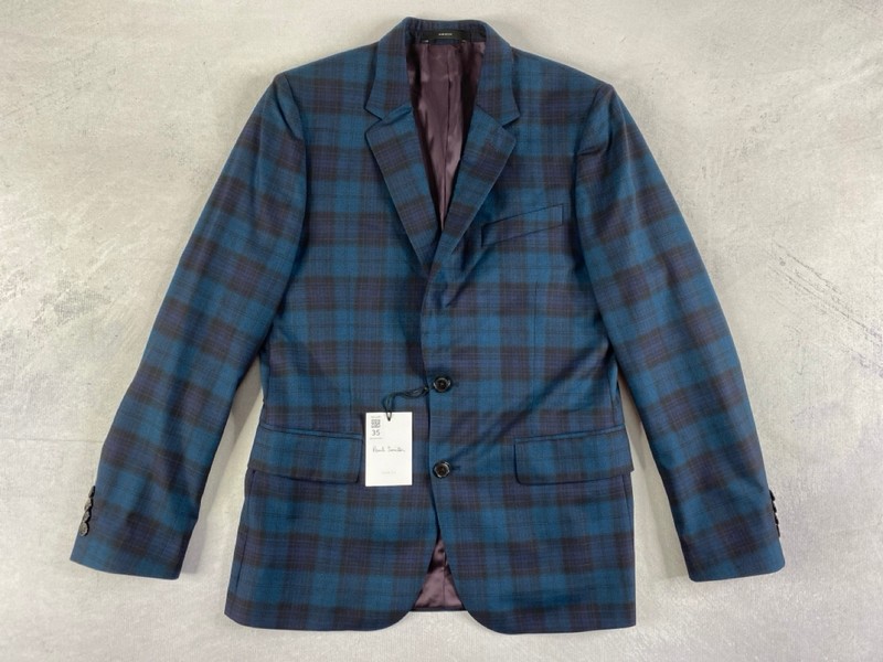 Lot 35  
            Nottingham Prem - Delivery Only 

                
PAUL SMITH MENS BUTTON JACKET.SIZE 38/48R