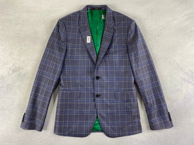 Lot 36  
            Nottingham Prem - Delivery Only 

                
PAUL SMITH MENS BUTTON JACKET.SIZE 38/6R MADE FROM 100% WOOL