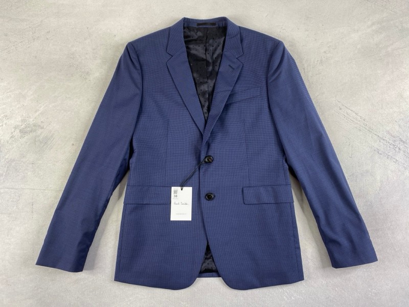 Lot 38  
            Nottingham Prem - Delivery Only 

                
PAUL SMITH MENS BUTTON JACKET.SIZE 38/48 MADE FROM 100% WOOL