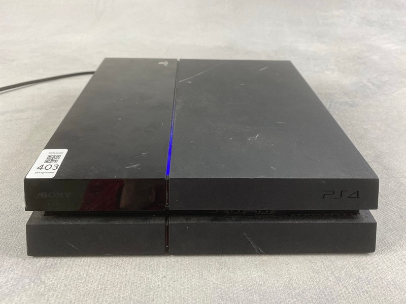 Lot 403  
            Nottingham Prem - Delivery Only 

                
SONY PS4 GAMING CONSOLE: MODEL NO CUH-1003A (COSMETIC DAMAGE)  [JPTN48554]