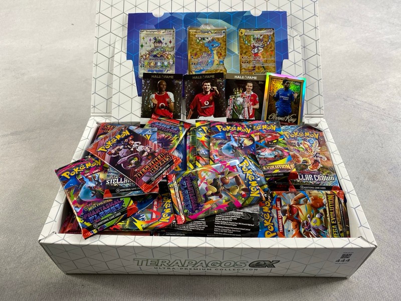 Lot 444  
            Nottingham Prem - Delivery Only 

                
LARGE QUANTITY OF OPENED POKEMON CARDS