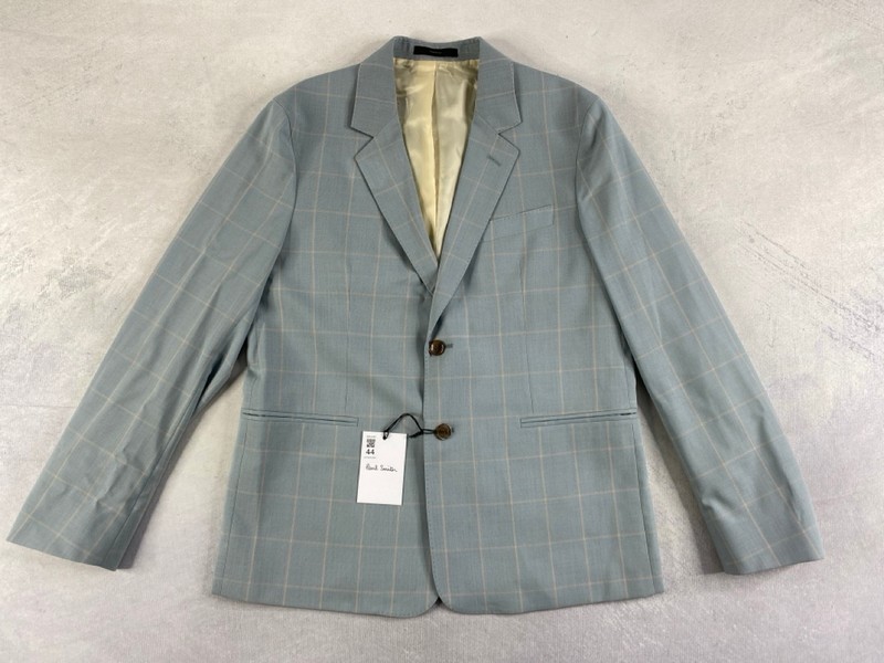 Lot 44  
            Nottingham Prem - Delivery Only 

                
PAUL SMITH MENS BUTTON JACKET.SIZE 38/32 MADE FROM 100% WOOL