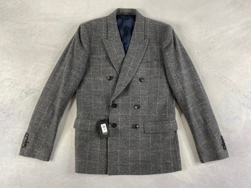 Lot 4  
            Nottingham Prem - Delivery Only 

                
PAUL SMITH MENS BUTTON JACKET.SIZE 38R/48R