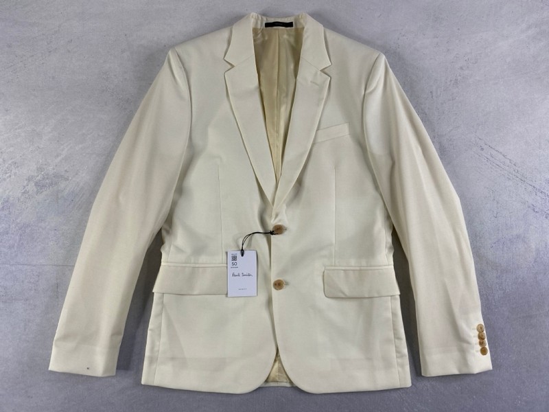 Lot 50  
            Nottingham Prem - Delivery Only 

                
PAUL SMITH MENS BUTTON JACKET.SIZE 38/48