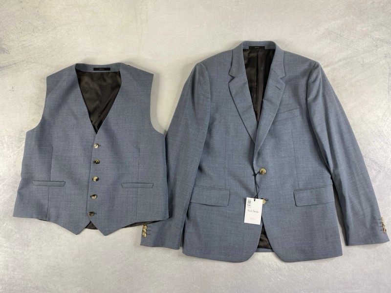 Lot 54  
            Nottingham Prem - Delivery Only 

                
PAUL SMITH MENS BUTTON JACKET.SIZE 44/54 MADE FROM 100% WOOL