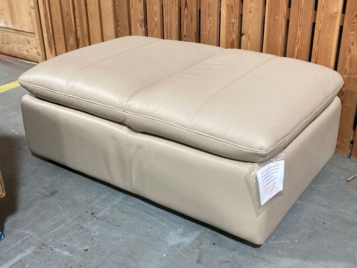 Lot 175  
            Marchington SR10 - Delivery or Collection 

                
OAK FURNITURELAND JULIETTE STORAGE FOOTSTOOL - ORIGINAL RRP £529: LOCATION - B5