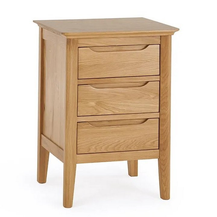 Lot 77  
            Marchington SR10 - Delivery or Collection 

                
OAK FURNITURELAND COPENHAGEN NATURAL SOLID OAK 3 DRAWER BEDSIDE TABLE - ORIGINAL ...