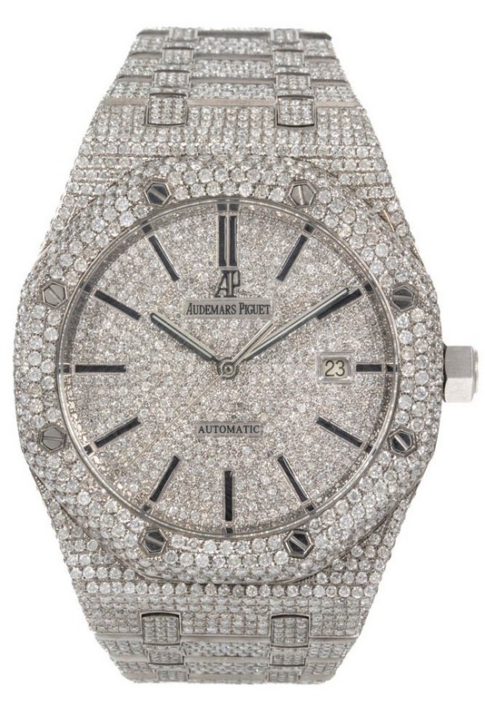 Lot 5  
            Nottingham Luxury Room - Delivery Only 

                
Audemars Piguet Royal Oak Automatic Watch. Please see full description below, inc...