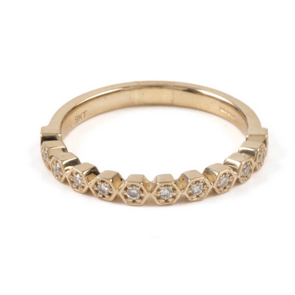 Lot 52  
            Nottingham Luxury Room - Delivery Only 

                
9ct Yellow Gold 0.12ct Laboratory Grown Diamond Half Eternity Ring, Size N, 2.2g