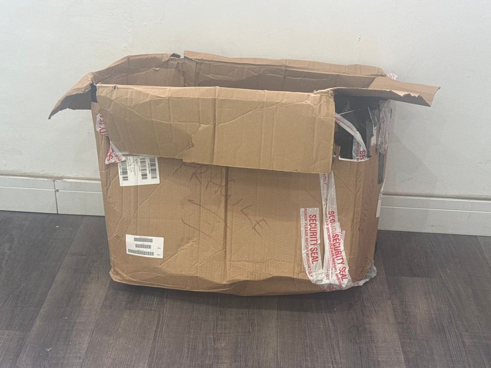 Lot 10  
            Chesterfield Tech - Collection or Optional Delivery Available 

                
MSI MONITOR (ORIGINAL RRP - £342.00). [JPTC88521]