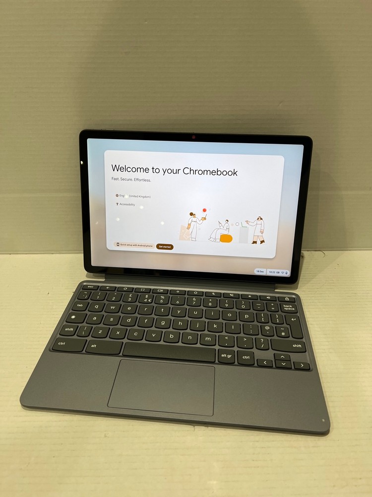 Lot 115  
            Chesterfield Tech - Parcel Delivery Only 

                
LENOVO CB DUET 11M889 LAPTOP IN GREY. (NON ORIGINAL BOX (W9LHA)). [JPTC88728]