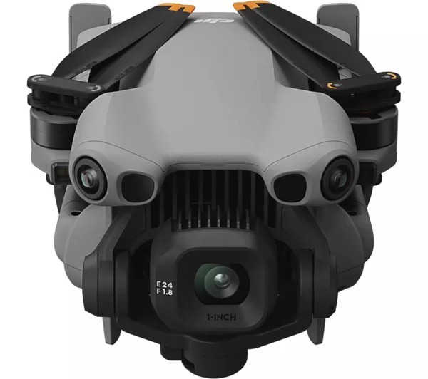 Lot 119  
            Chesterfield Tech - Parcel Delivery Only 

                
DJI MINI 5 PRO FLY MORE COMBO DRONE (ORIGINAL RRP - £979) IN GREY. (WITH BOX) [JP...