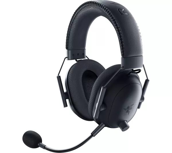 Lot 247  
            Chesterfield Tech - Parcel Delivery Only 

                
RAZER BLACKSHARK V2 HEADSET (ORIGINAL RRP - £159). (WITH BOX) [JPTC88511]
