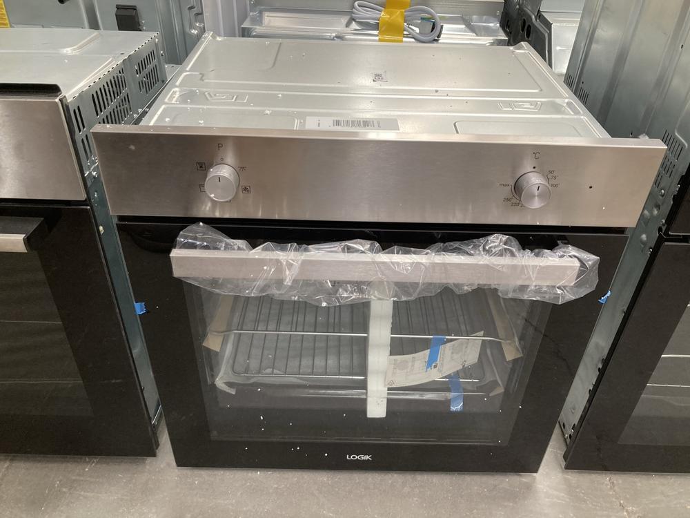 Lot 132  
            Chesterfield SR39 - Collection or Optional Delivery Available 

                
LOGIK BUILT IN SINGLE ELECTRIC OVEN IN STAINLESS STEEL MODEL: LBFANX23 ORIGINAL R...