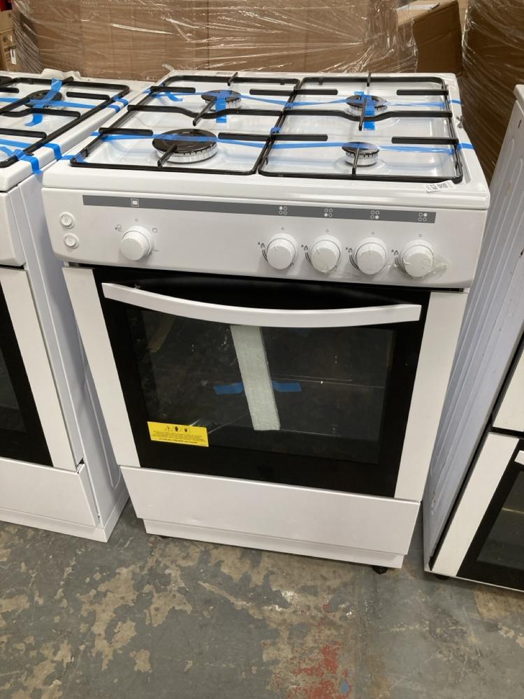 Lot 139  
            Chesterfield SR39 - Collection or Optional Delivery Available 

                
ESSENTIALS 4 BURNER OVEN IN WHITE MODEL: CFSG60W18 ORIGINAL RRP- £269 (LOCATION: B3)