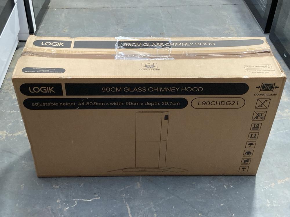 Lot 153  
            Chesterfield SR39 - Collection or Optional Delivery Available 

                
LOGIK 90CM GLASS CHIMNEY HOOD MODEL: L90CHDG21 (LOCATION: B RACKING)