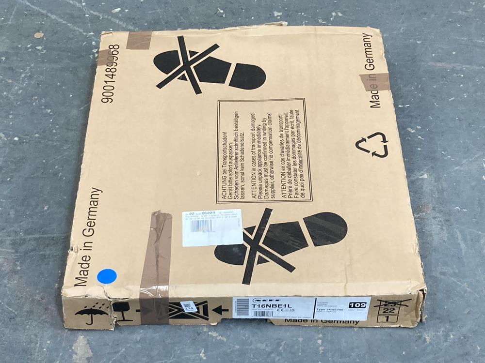 Lot 174  
            Chesterfield SR39 - Collection or Optional Delivery Available 

                
NEFF COOKTOP IN BLACK MODEL: T16NBE1L RP- £269 (LOCATION: B RACKING)