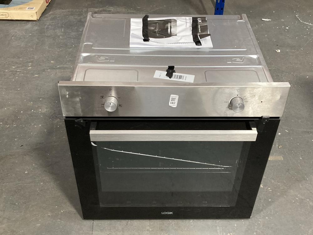 Lot 187  
            Chesterfield SR39 - Collection or Optional Delivery Available 

                
LOGIK BUILT IN SINGLE ELECTRIC OVEN IN STAINLESS STEEL MODEL: LBFANX23 ORIGINAL R...