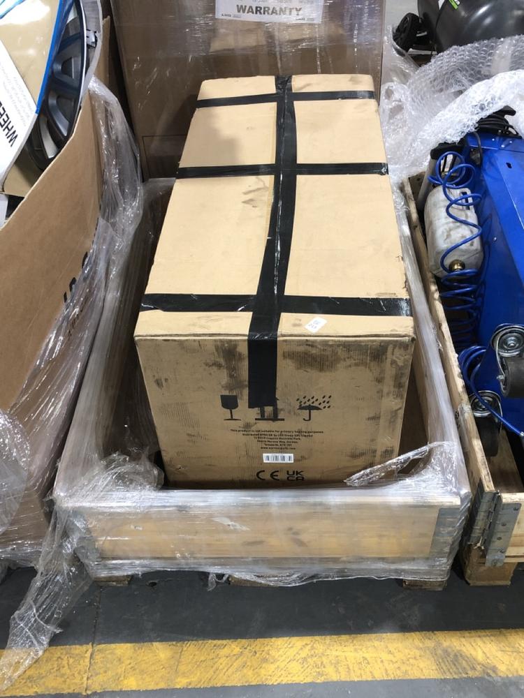 Lot 213  
            Chesterfield SR39 - Collection or Optional Delivery Available 

                
MASTERPRO 170,000 BTU DIESEL FORCED AIR HEATER ORIGINAL RRP- £360 (LOCATION: B4) ...