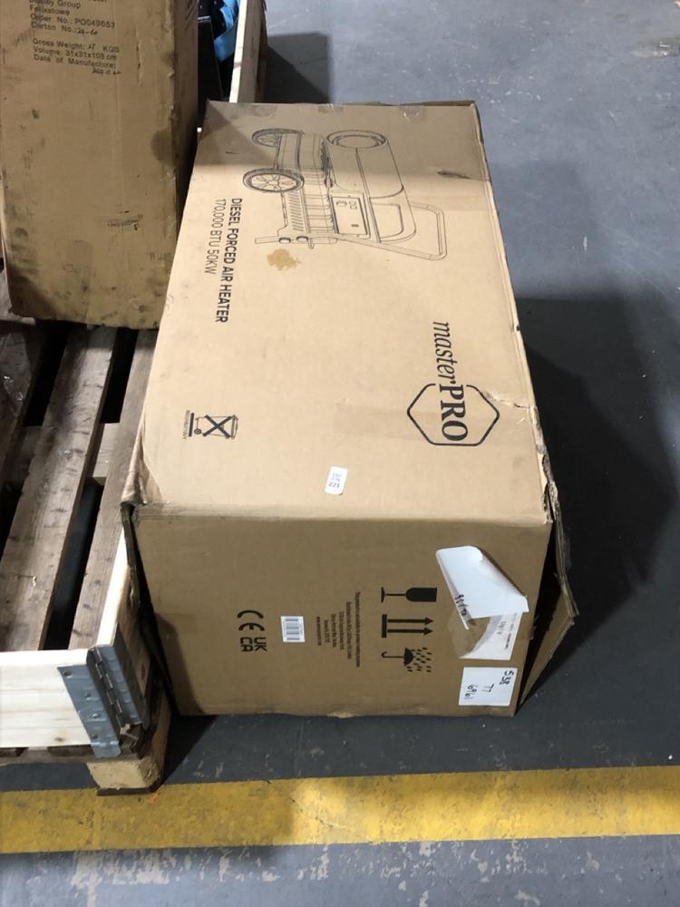 Lot 221  
            Chesterfield SR39 - Collection or Optional Delivery Available 

                
MASTERPRO 170,000 BTU DIESEL FORCED AIR HEATER ORIGINAL RRP- £360 (LOCATION: B4)