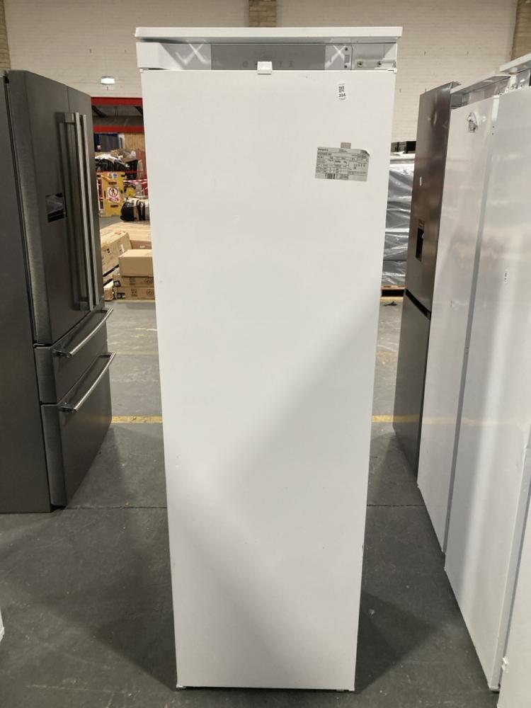 Lot 304  
            Chesterfield SR39 - Collection or Optional Delivery Available 

                
HOTPOINT FULLY INTEGRATED FREEZER IN WHITE MODEL: HTSD18F013H1 ORIGINAL RRP- £568...