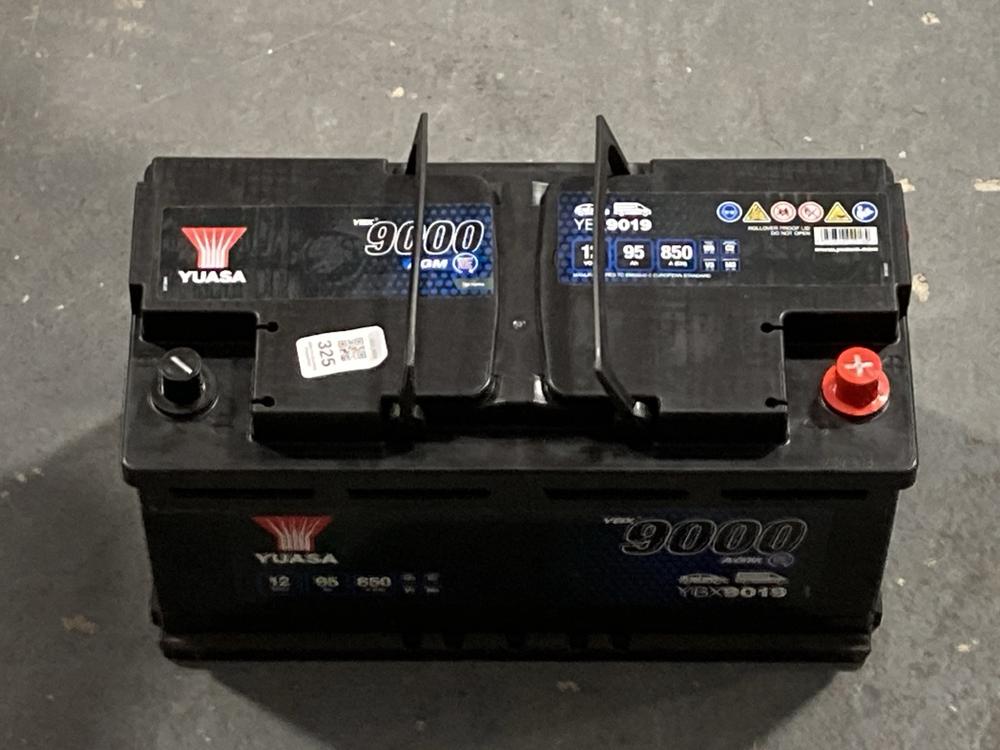 Lot 325  
            Chesterfield SR39 - Collection 

                
YUASA YBX 9000 AGM BATTERY MODEL: YBX9019 ORIGINAL RRP- £122 (COLLECTION ONLY) (L...