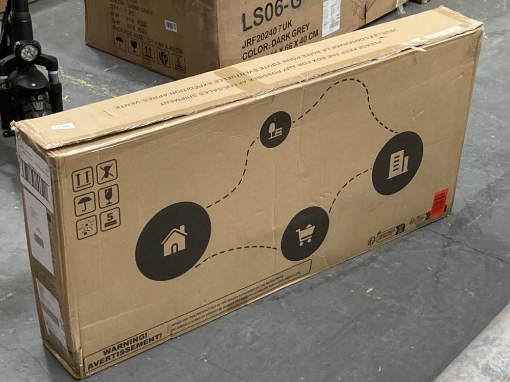 Lot 327  
            Chesterfield SR39 - Collection 

                
ISCOOTER I8 ELECTRIC SCOOTER ORIGINAL RRP- £220 (COLLECTION ONLY) (LOCATION: B7)