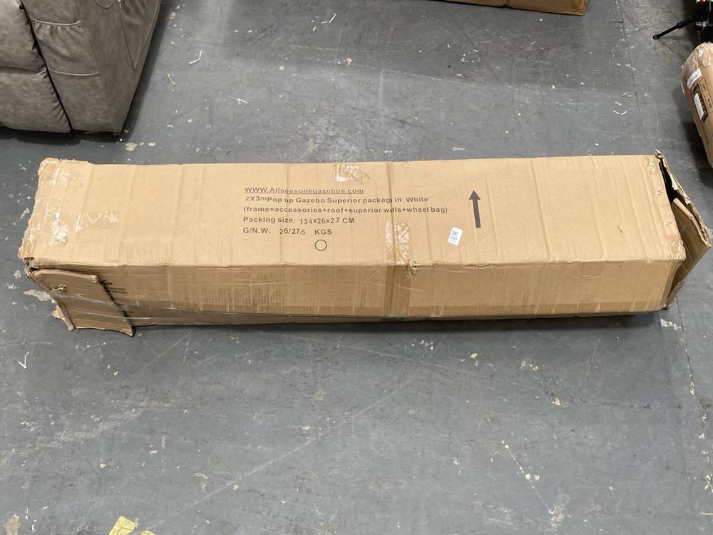 Lot 339  
            Chesterfield SR39 - Collection or Optional Delivery Available 

                
ALL SEASONS 2 X 3M POP UP GAZEBO IN WHITE (LOCATION: B7)