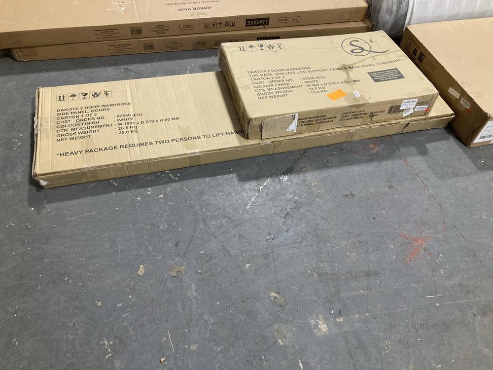 Lot 354  
            Chesterfield SR39 - Collection or Optional Delivery Available 

                
DAKOTA 2 DOOR WARDROBE IN WHITE (LOCATION: B7)