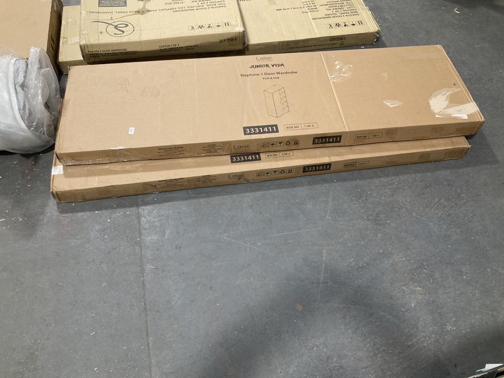 Lot 361  
            Chesterfield SR39 - Collection or Optional Delivery Available 

                
NEPTUNE 1 DOOR WARDROBE IN PINK/OAK ORIGINAL RRP- £161 (LOCATION: B8)