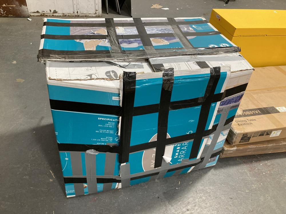 Lot 362  
            Chesterfield SR39 - Collection or Optional Delivery Available 

                
BESTWAY LAY-Z-SPA CARRARA 6 INFLATABLE HOT TUB ORIGINAL RRP- £719 (LOCATION: B8)