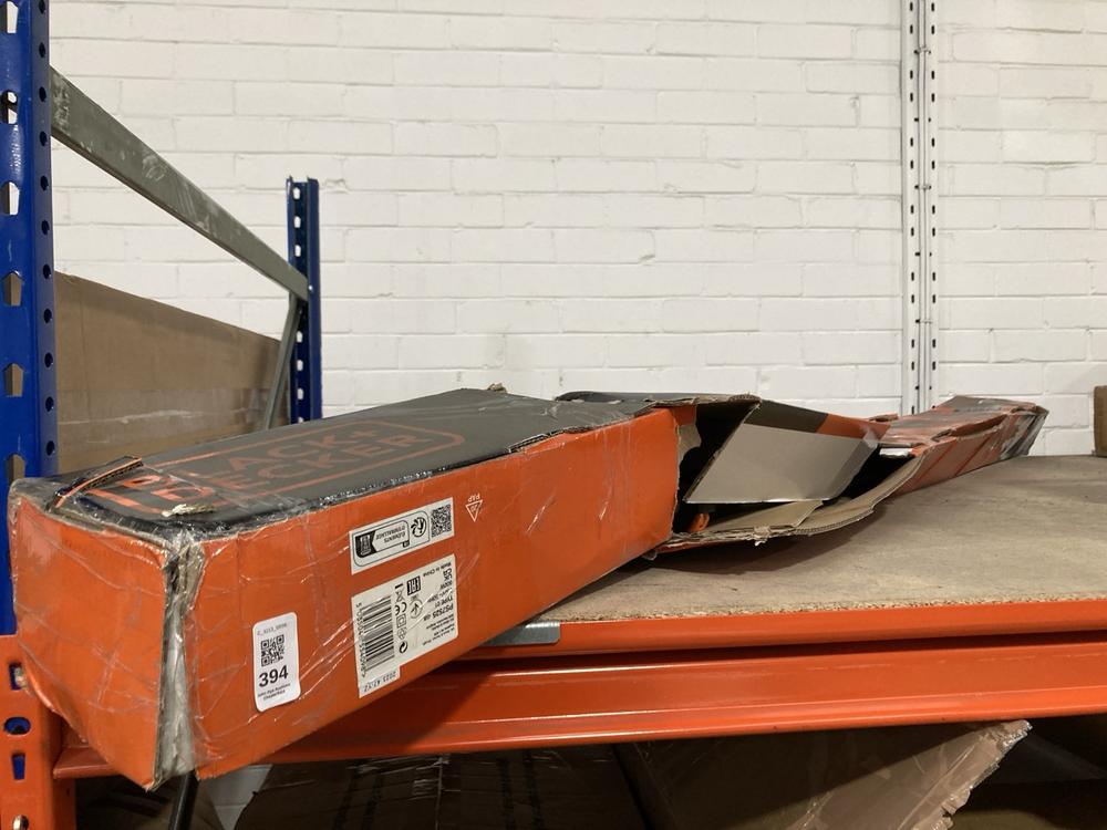 Lot 394  
            Chesterfield SR39 - Collection or Optional Delivery Available 

                
BLACK+DECKER 800W POLE HEDGE TRIMMER (LOCATION: B RACKING)