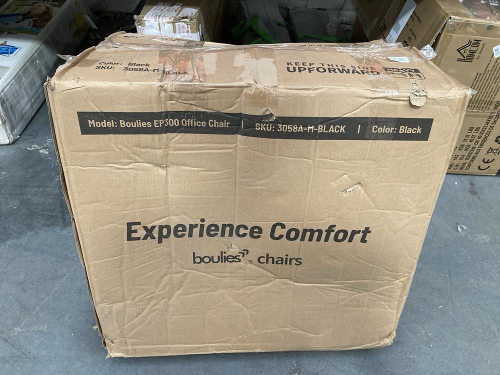 Lot 417  
            Chesterfield SR39 - Collection or Optional Delivery Available 

                
OFFICE CHAIR IN BLACK (LOCATION: B RACKING)