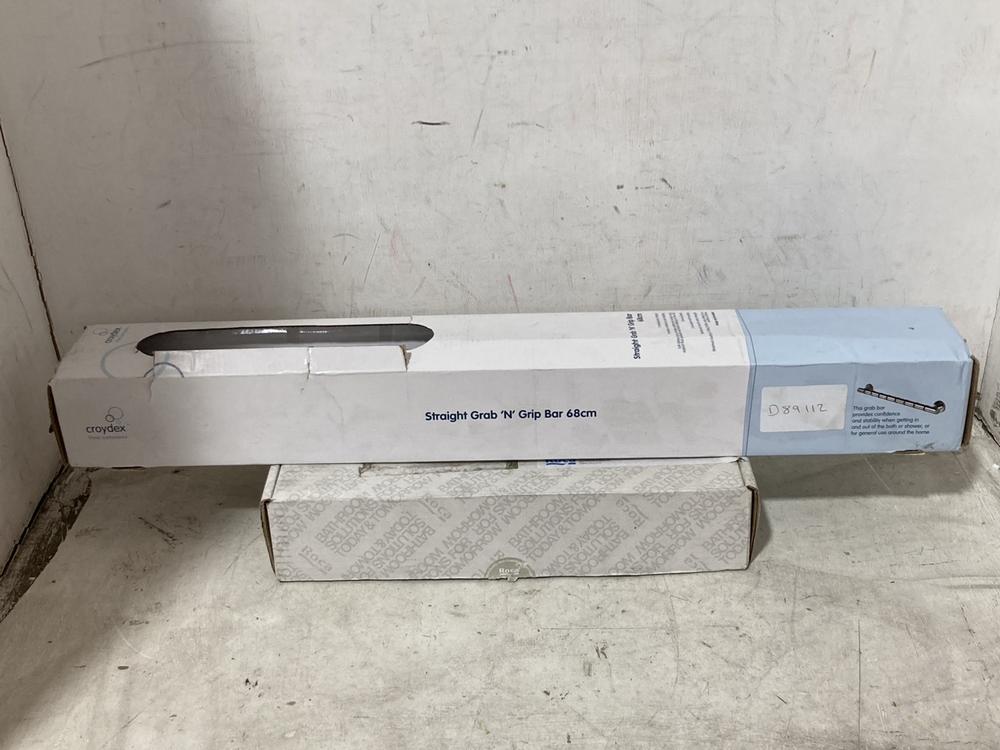 Lot 450  
            Chesterfield SR39 - Collection or Optional Delivery Available 

                
TARGA TAP IN CHROME TO INCLUDE STRAIGHT GRAB AND GRIP BAR 68CM (LOCATION: A RACKING)