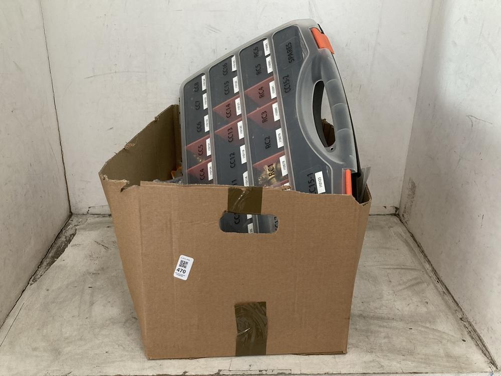 Lot 470  
            Chesterfield SR39 - Collection 

                
BOX OF ASSORTED BATHROOM ITEMS TO INCLUDE MC2 CENTRAL HEATING SYSTEM SILENCER 500...