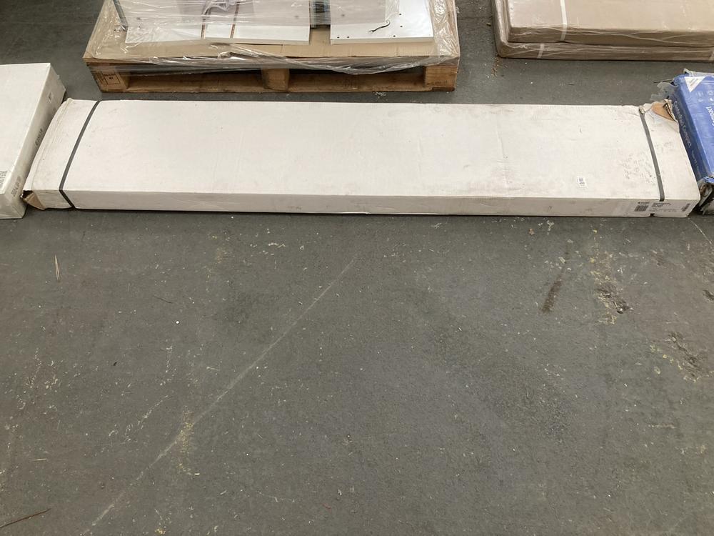 Lot 489  
            Chesterfield SR39 - Collection or Optional Delivery Available 

                
STELRAD 1800 X 300MM RADIATOR IN WHITE (LOCATION: A8)