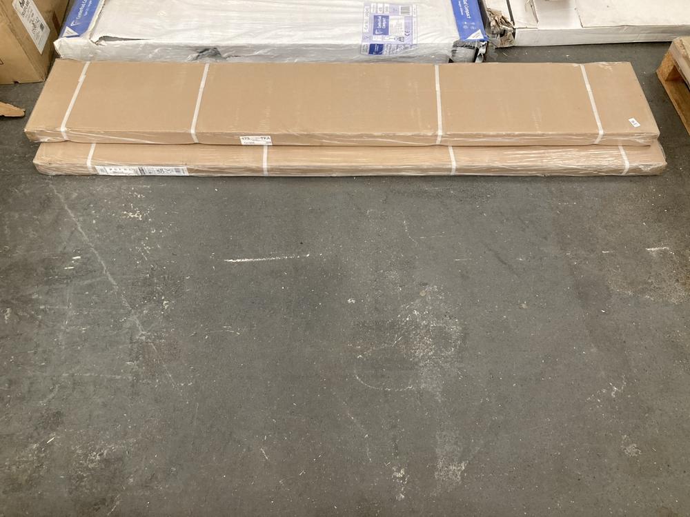 Lot 493  
            Chesterfield SR39 - Collection or Optional Delivery Available 

                
2 X NABIS FLIPPER PANEL (LOCATION: A8)